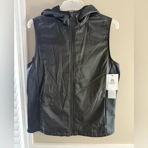 Mono B Women’s Black Hooded Vest